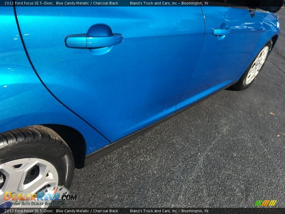 2012 Ford Focus SE 5-Door Blue Candy Metallic / Charcoal Black Photo #11
