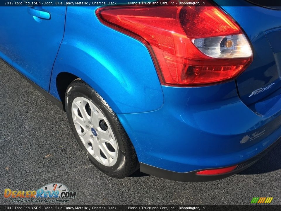 2012 Ford Focus SE 5-Door Blue Candy Metallic / Charcoal Black Photo #21
