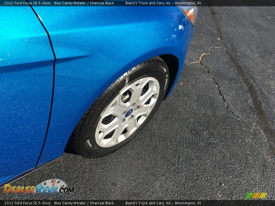 2012 Ford Focus SE 5-Door Blue Candy Metallic / Charcoal Black Photo #24
