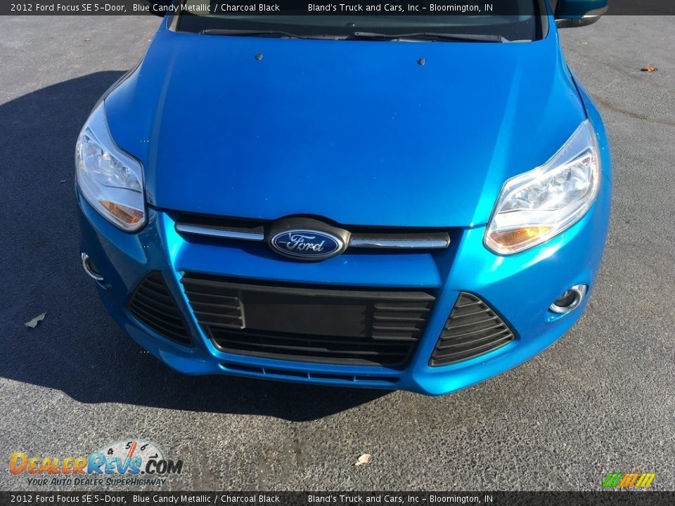 2012 Ford Focus SE 5-Door Blue Candy Metallic / Charcoal Black Photo #35
