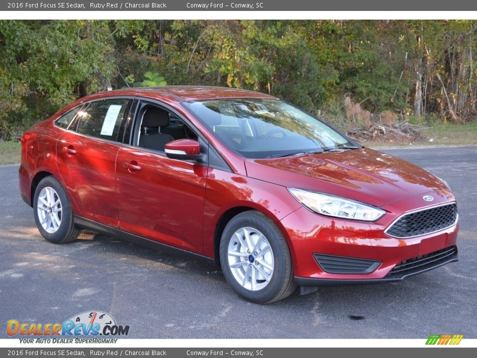 2016 Ford Focus SE Sedan Ruby Red / Charcoal Black Photo #1