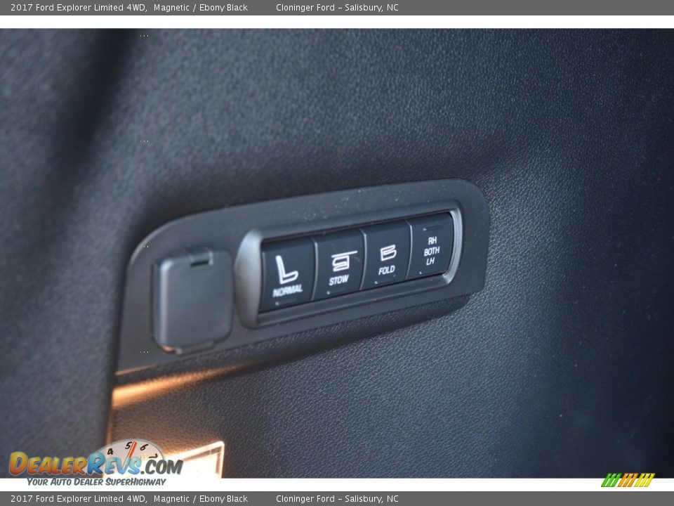 2017 Ford Explorer Limited 4WD Magnetic / Ebony Black Photo #11