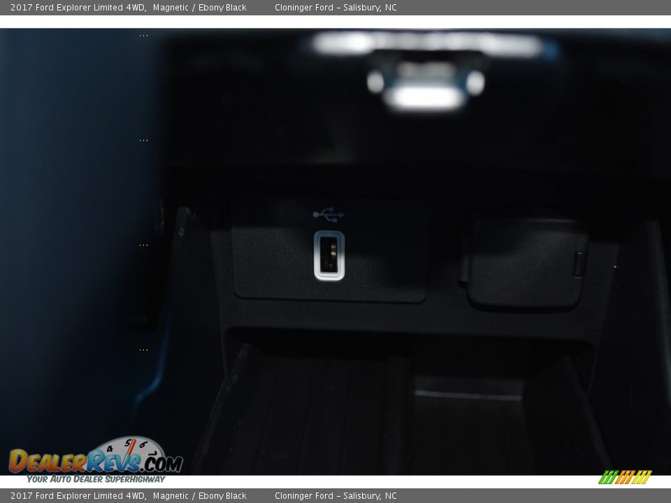 2017 Ford Explorer Limited 4WD Magnetic / Ebony Black Photo #20