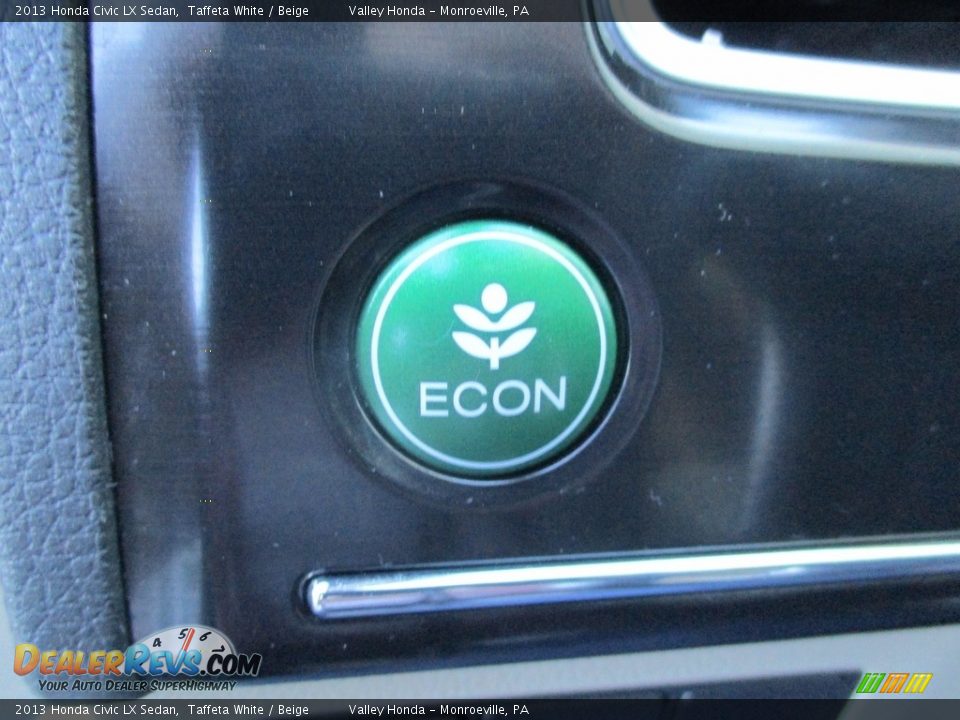 2013 Honda Civic LX Sedan Taffeta White / Beige Photo #18