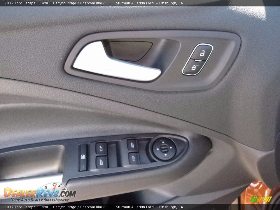 2017 Ford Escape SE 4WD Canyon Ridge / Charcoal Black Photo #10