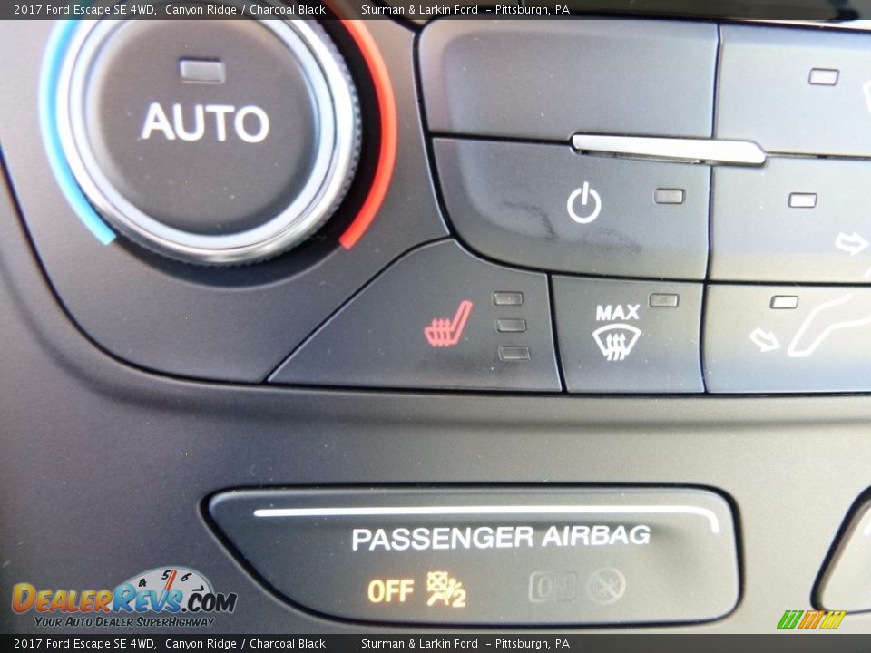 2017 Ford Escape SE 4WD Canyon Ridge / Charcoal Black Photo #13