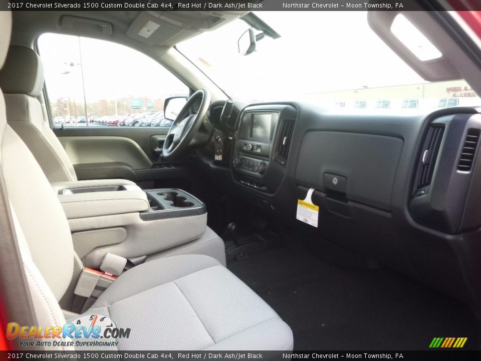 Dark Ash/Jet Black Interior - 2017 Chevrolet Silverado 1500 Custom Double Cab 4x4 Photo #5