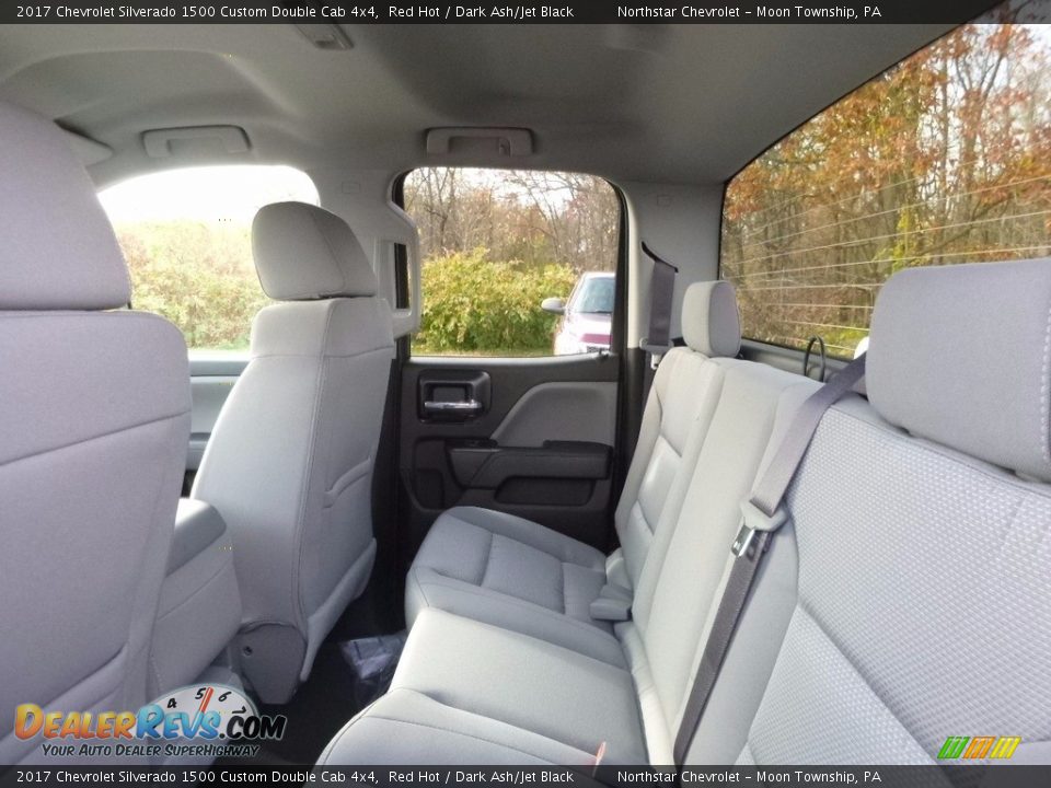 2017 Chevrolet Silverado 1500 Custom Double Cab 4x4 Red Hot / Dark Ash/Jet Black Photo #12