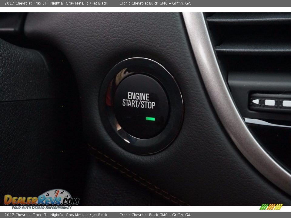 Controls of 2017 Chevrolet Trax LT Photo #15