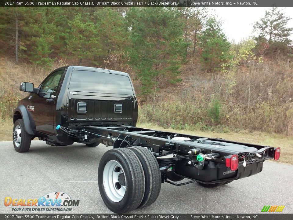 2017 Ram 5500 Tradesman Regular Cab Chassis Brilliant Black Crystal Pearl / Black/Diesel Gray Photo #14