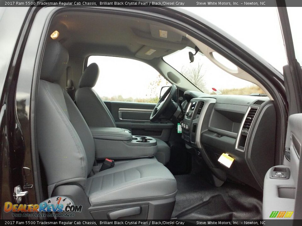 Black/Diesel Gray Interior - 2017 Ram 5500 Tradesman Regular Cab Chassis Photo #22