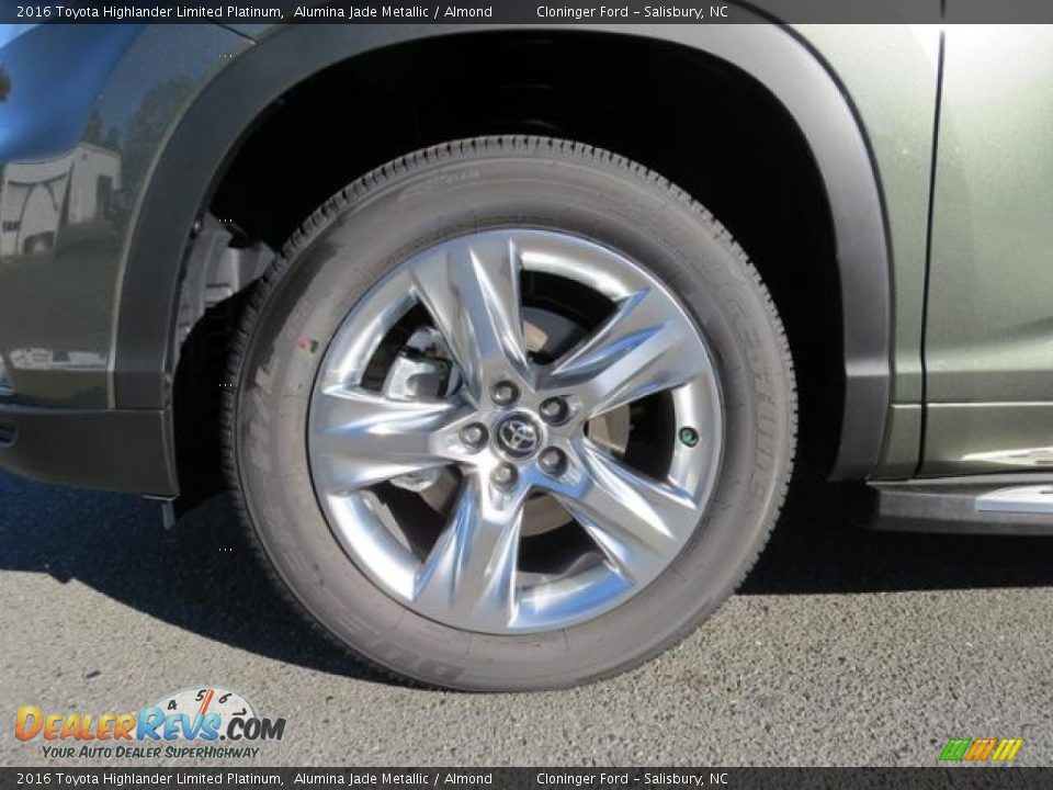 2016 Toyota Highlander Limited Platinum Wheel Photo #4