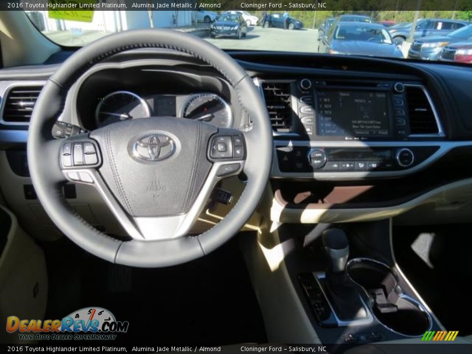 2016 Toyota Highlander Limited Platinum Alumina Jade Metallic / Almond Photo #5