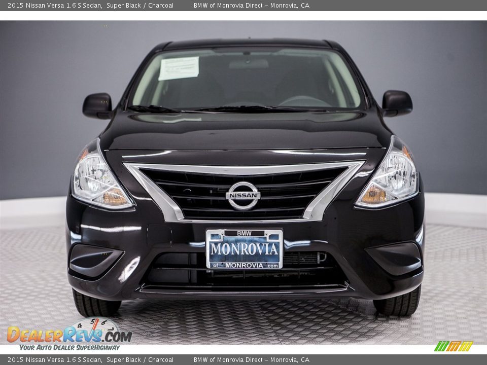 2015 Nissan Versa 1.6 S Sedan Super Black / Charcoal Photo #2