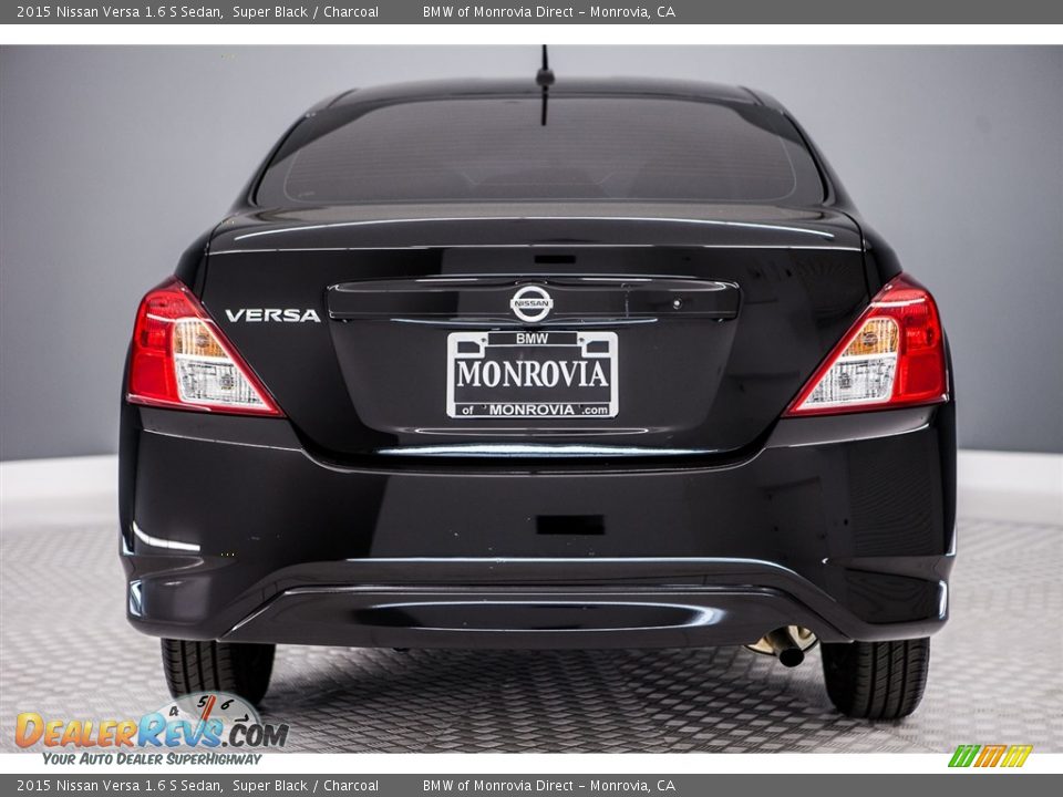 2015 Nissan Versa 1.6 S Sedan Super Black / Charcoal Photo #3