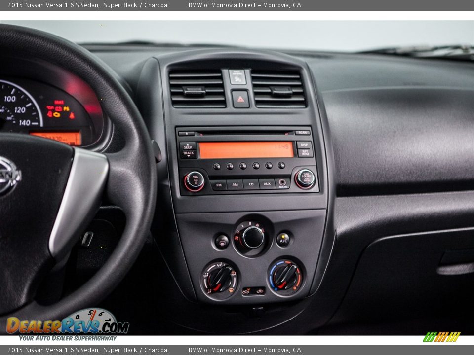 2015 Nissan Versa 1.6 S Sedan Super Black / Charcoal Photo #5