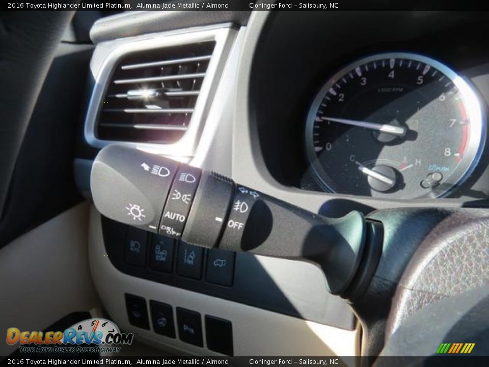 2016 Toyota Highlander Limited Platinum Alumina Jade Metallic / Almond Photo #16