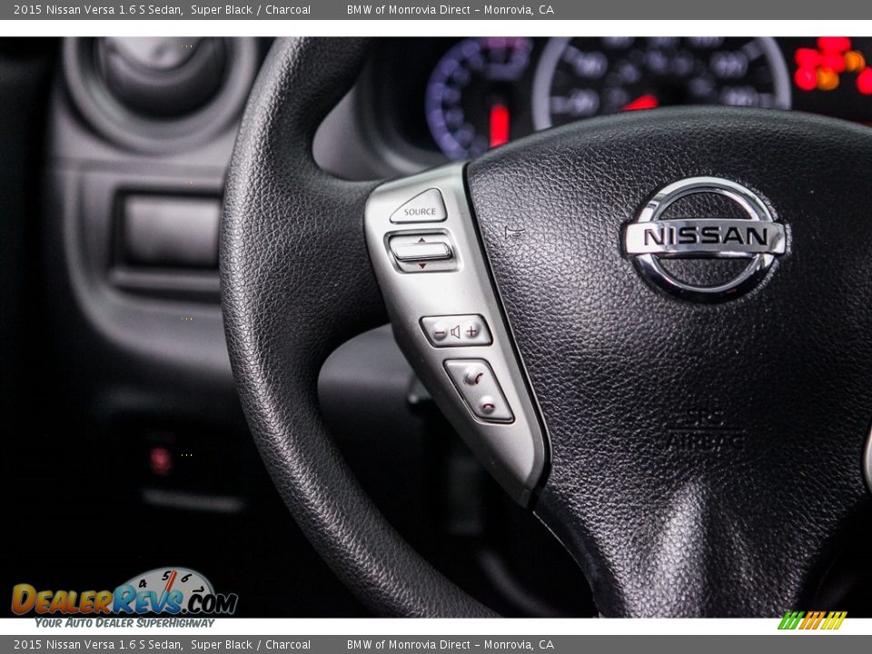 2015 Nissan Versa 1.6 S Sedan Super Black / Charcoal Photo #17