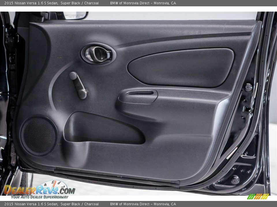 2015 Nissan Versa 1.6 S Sedan Super Black / Charcoal Photo #26