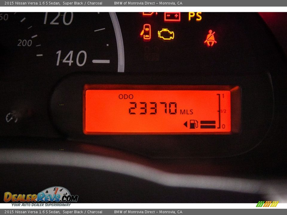 2015 Nissan Versa 1.6 S Sedan Super Black / Charcoal Photo #30
