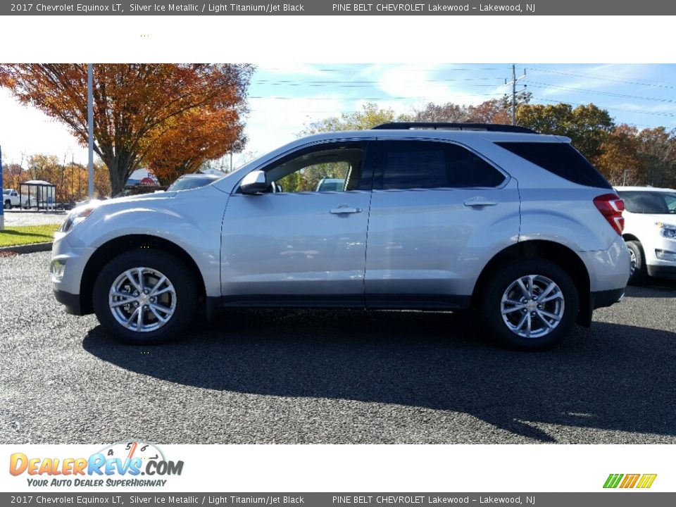 2017 Chevrolet Equinox LT Silver Ice Metallic / Light Titanium/Jet Black Photo #3