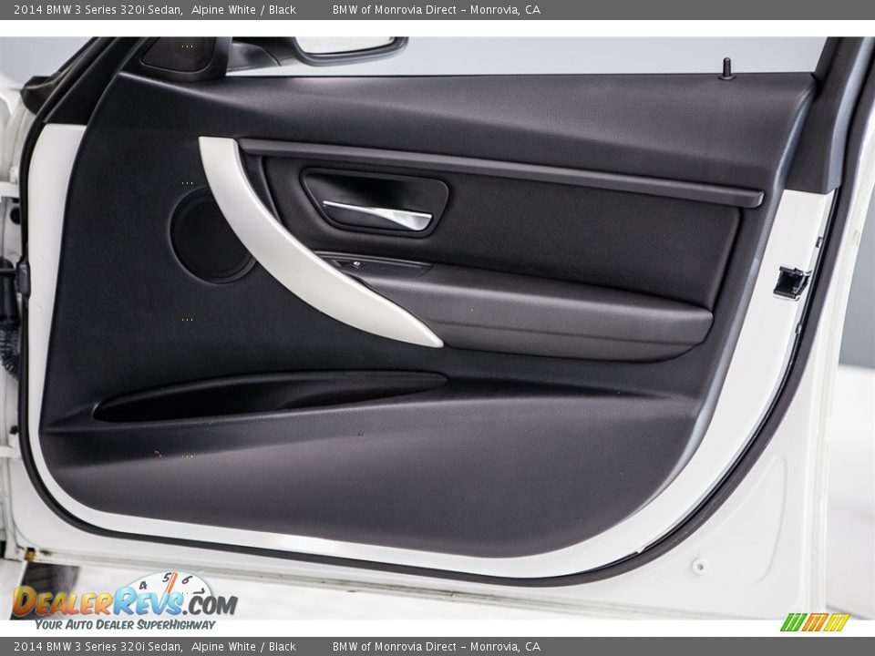 2014 BMW 3 Series 320i Sedan Alpine White / Black Photo #27