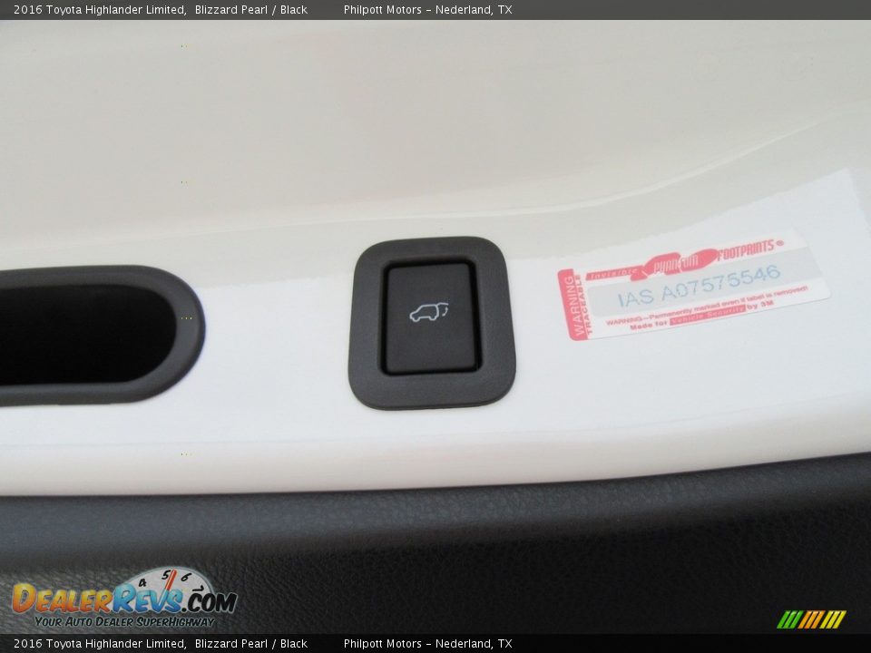 2016 Toyota Highlander Limited Blizzard Pearl / Black Photo #18