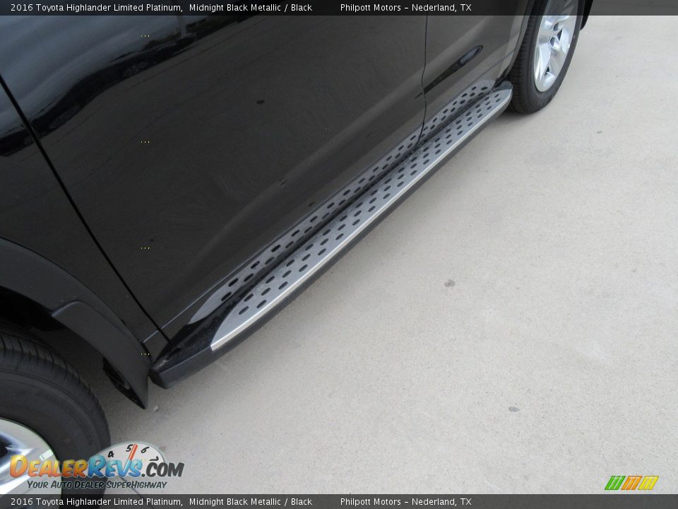 2016 Toyota Highlander Limited Platinum Midnight Black Metallic / Black Photo #12