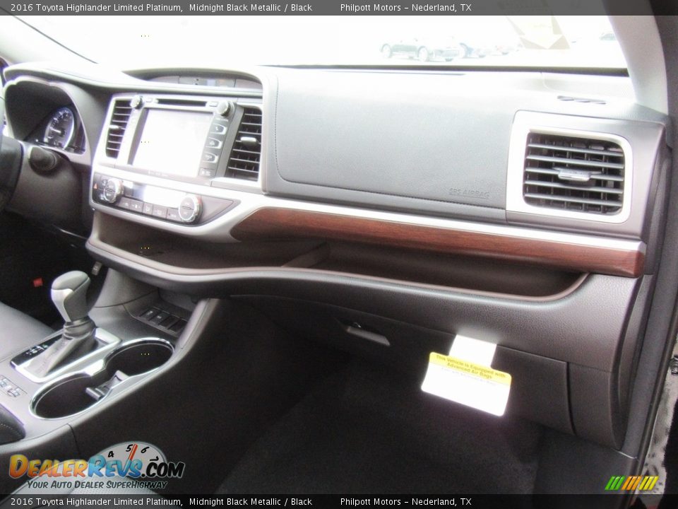 2016 Toyota Highlander Limited Platinum Midnight Black Metallic / Black Photo #16