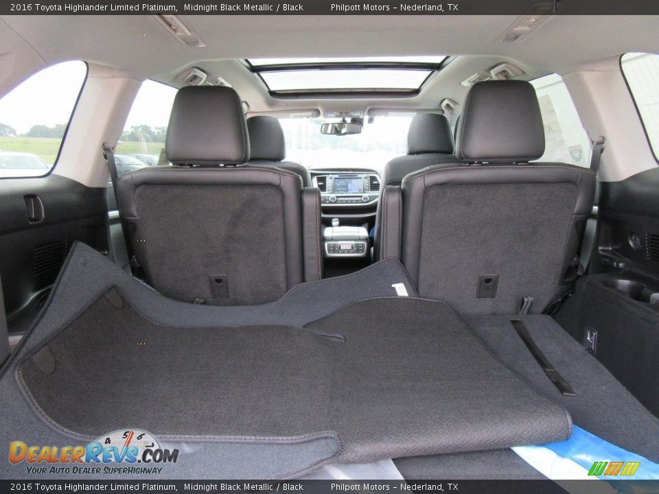 2016 Toyota Highlander Limited Platinum Midnight Black Metallic / Black Photo #17