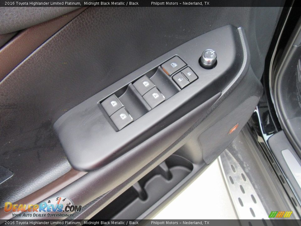 2016 Toyota Highlander Limited Platinum Midnight Black Metallic / Black Photo #23