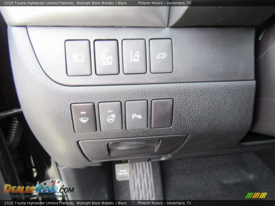 2016 Toyota Highlander Limited Platinum Midnight Black Metallic / Black Photo #35