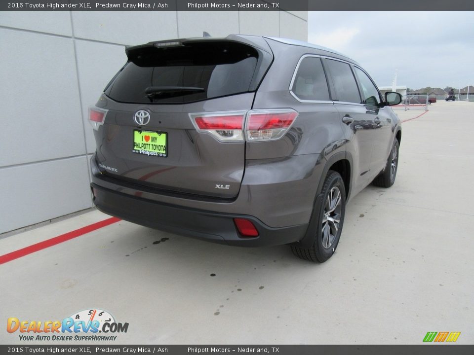 2016 Toyota Highlander XLE Predawn Gray Mica / Ash Photo #4