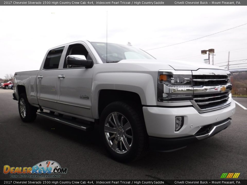 Front 3/4 View of 2017 Chevrolet Silverado 1500 High Country Crew Cab 4x4 Photo #8