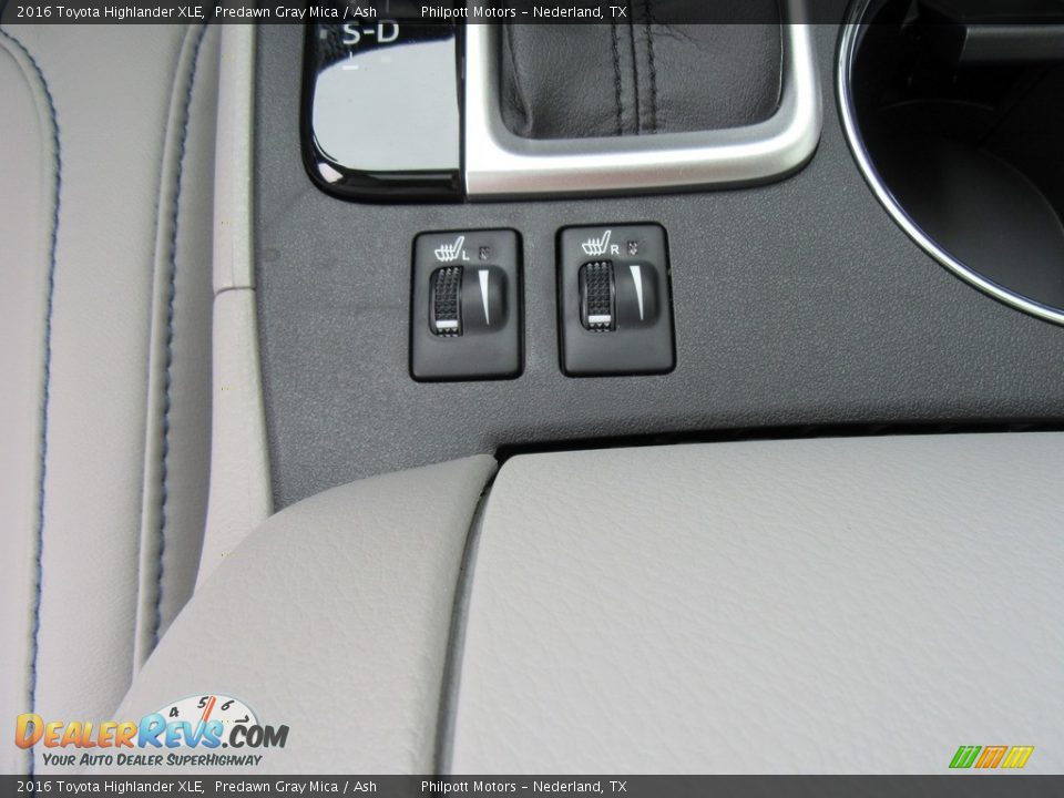 2016 Toyota Highlander XLE Predawn Gray Mica / Ash Photo #30