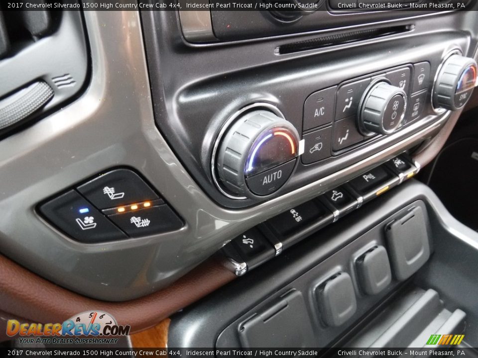 Controls of 2017 Chevrolet Silverado 1500 High Country Crew Cab 4x4 Photo #23