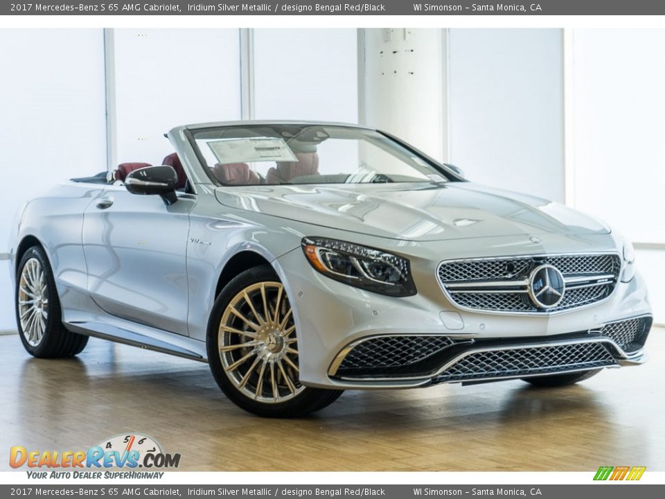 Front 3/4 View of 2017 Mercedes-Benz S 65 AMG Cabriolet Photo #12