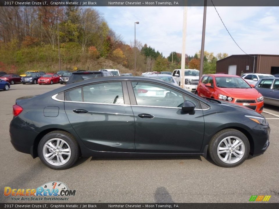 2017 Chevrolet Cruze LT Graphite Metallic / Jet Black Photo #4