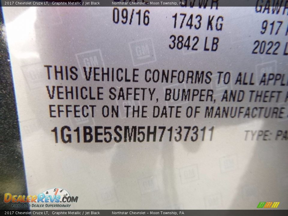 2017 Chevrolet Cruze LT Graphite Metallic / Jet Black Photo #14