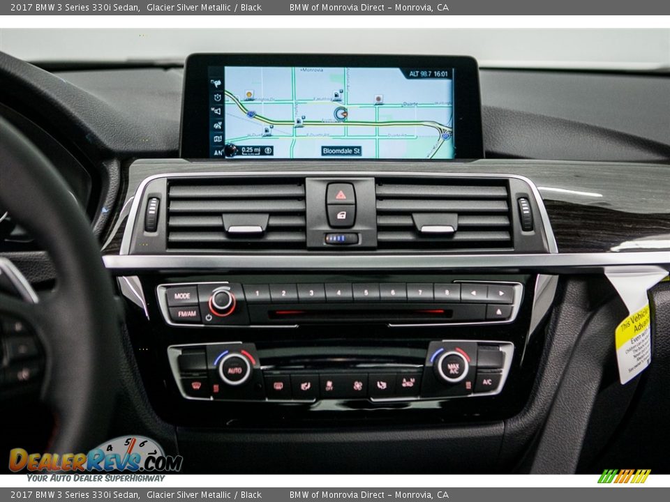 2017 BMW 3 Series 330i Sedan Glacier Silver Metallic / Black Photo #5