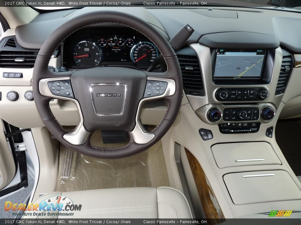 Controls of 2017 GMC Yukon XL Denali 4WD Photo #9