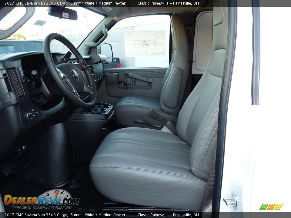 Medium Pewter Interior - 2017 GMC Savana Van 3500 Cargo Photo #6