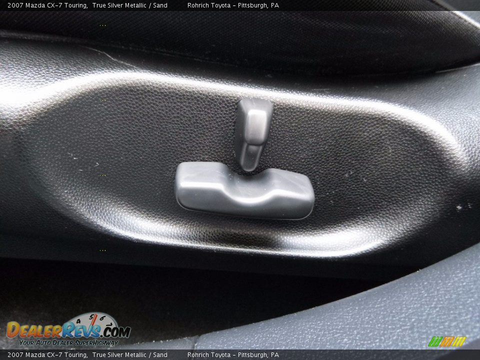 2007 Mazda CX-7 Touring True Silver Metallic / Sand Photo #18