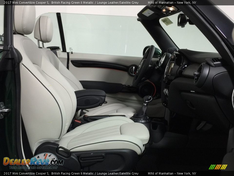 Front Seat of 2017 Mini Convertible Cooper S Photo #17