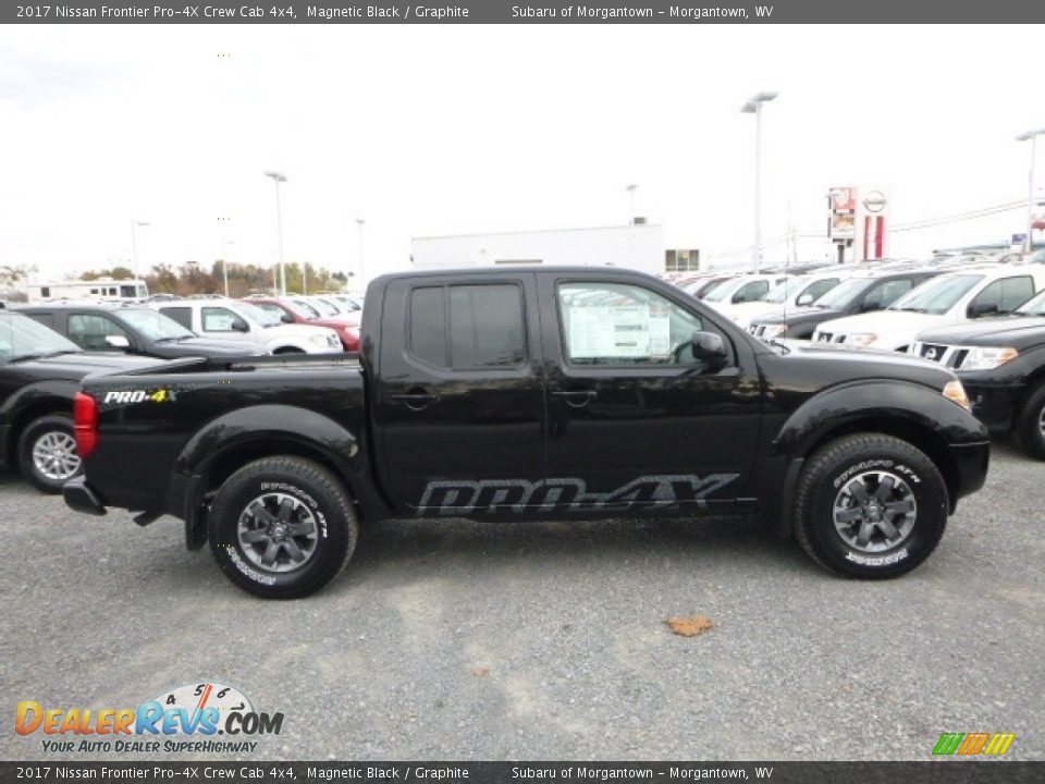 Magnetic Black 2017 Nissan Frontier Pro-4X Crew Cab 4x4 Photo #7