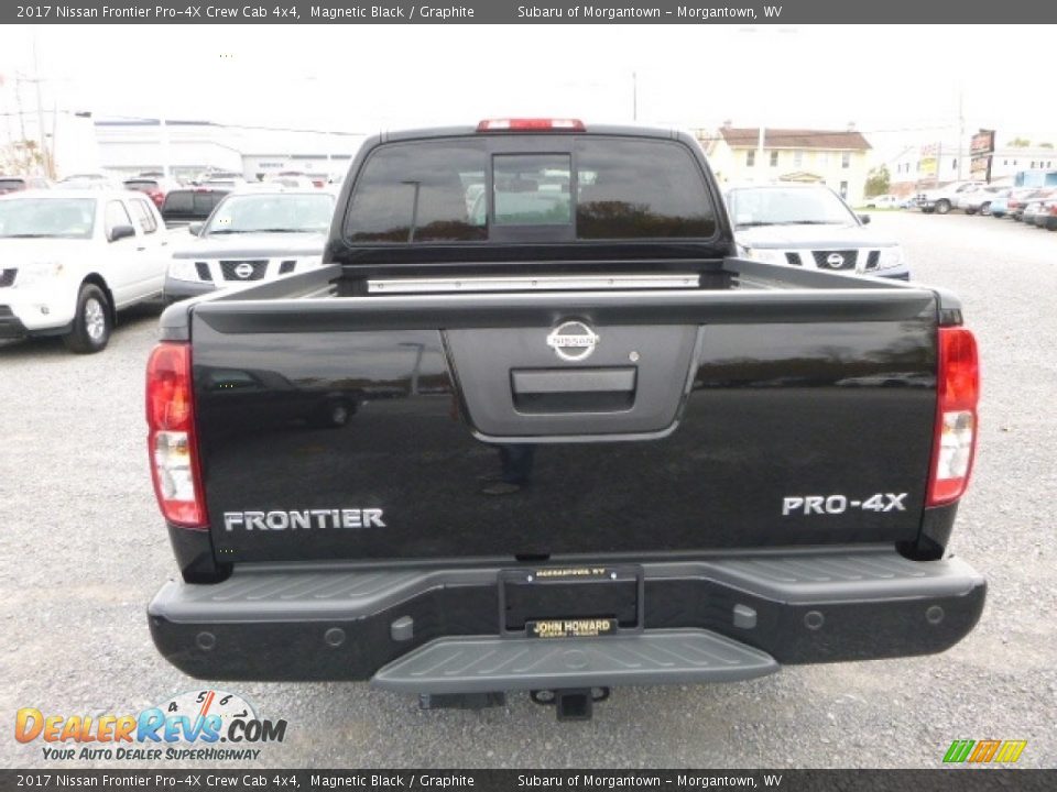 2017 Nissan Frontier Pro-4X Crew Cab 4x4 Logo Photo #9