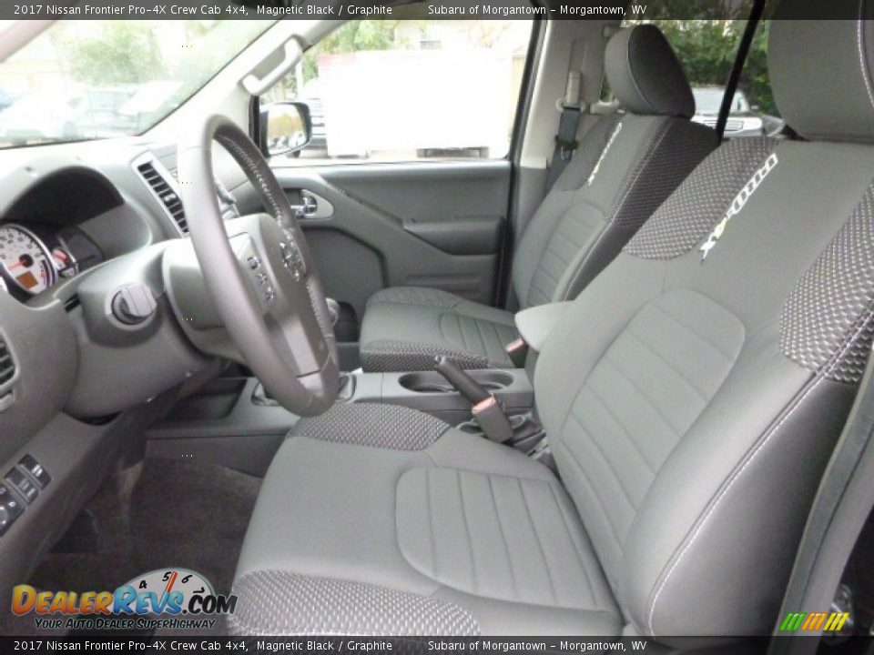 Graphite Interior - 2017 Nissan Frontier Pro-4X Crew Cab 4x4 Photo #14