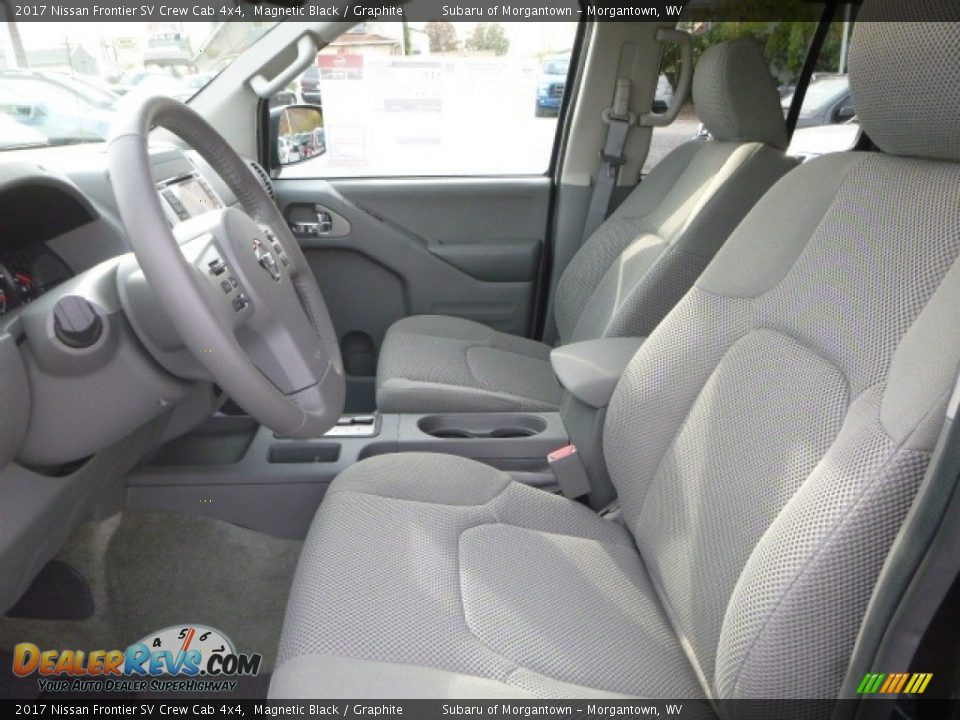 Graphite Interior - 2017 Nissan Frontier SV Crew Cab 4x4 Photo #13