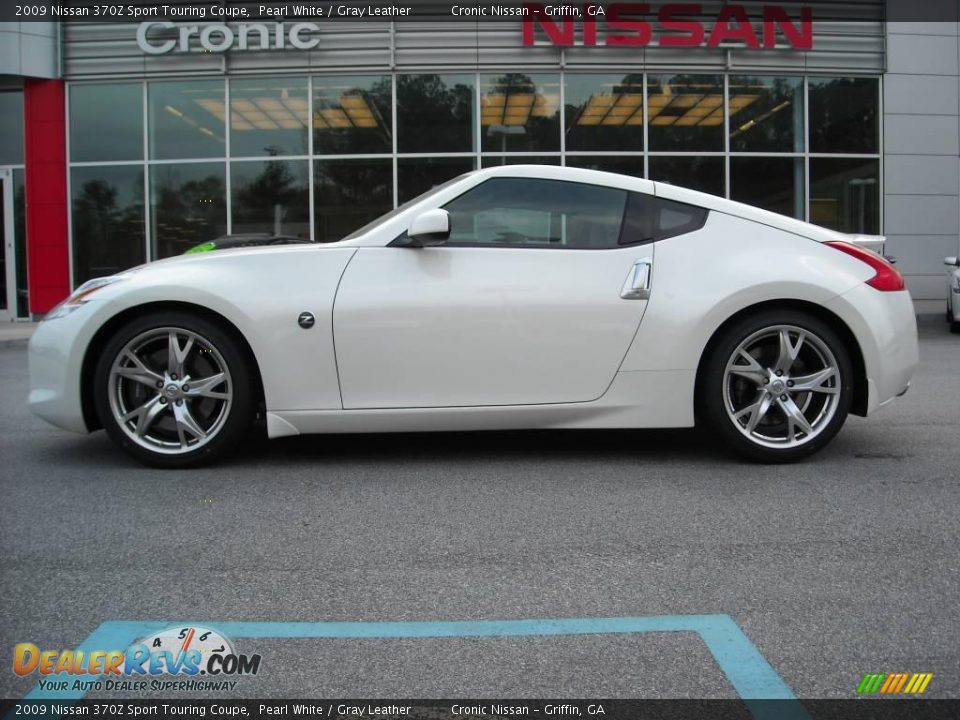 2009 Nissan 370Z Sport Touring Coupe Pearl White / Gray Leather Photo #1