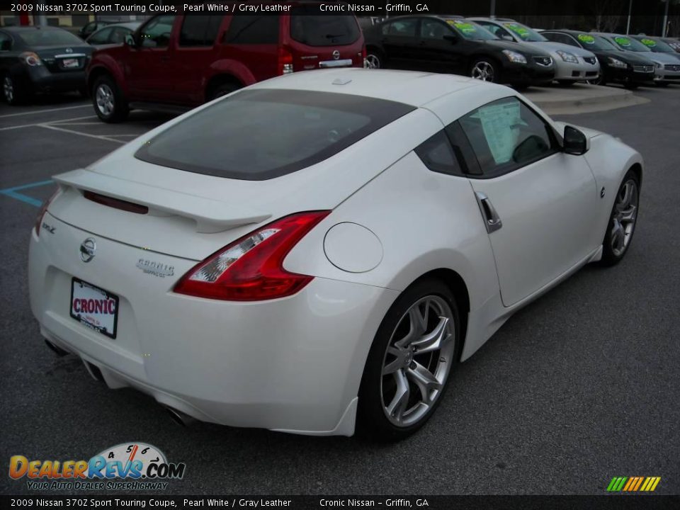 2009 Nissan 370Z Sport Touring Coupe Pearl White / Gray Leather Photo #6